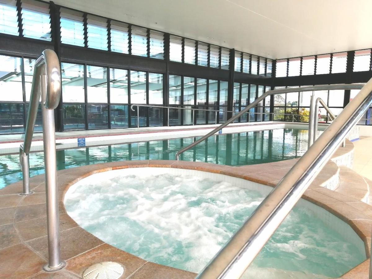 Three-Bedroom Apartment With Amazing View Near Surfers Paradise Gold Coast Dış mekan fotoğraf